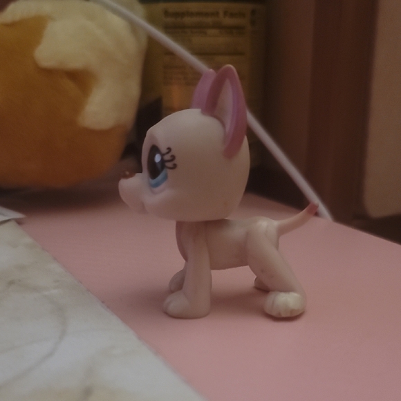 Littlest Pet Shop White & Lavender Puppy Figure - Picture 2 of 6